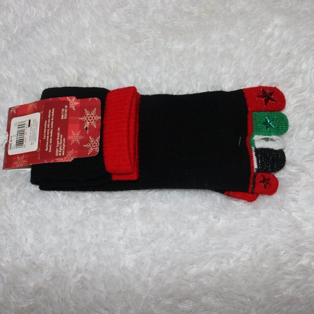 The Inn Thing womens Christmas socks new with tags size 9-11